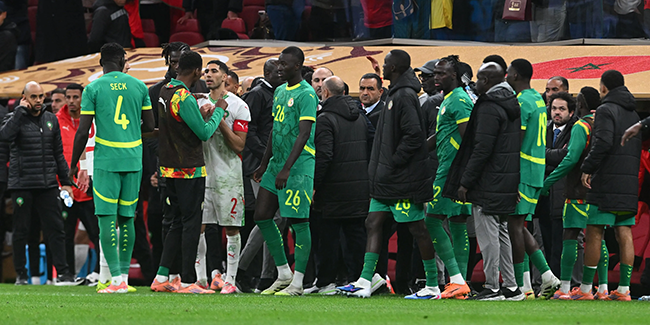SCANDALE : Le Sénégal Sacré dans le Chaos ! Retour sur une Finale qui fait Honte au Football